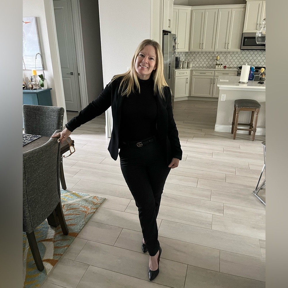 Meet your Posher, Suzan